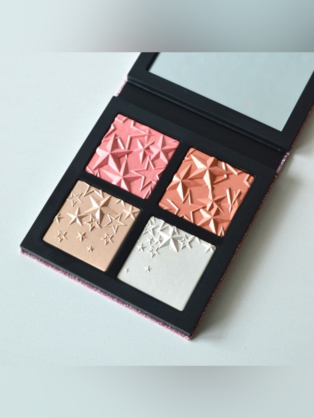 MAC Cosmetics Star Dipped Face Compact in LIGHT Blush Limited Edition New